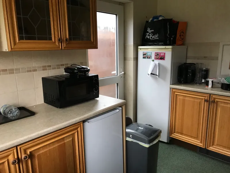 Lincoln Bishop // Large 5 Bed house // SEP 2026 - Image 7